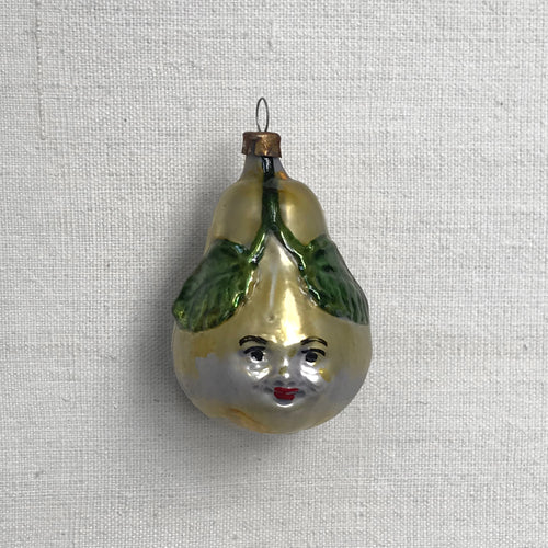 Nostalgic Pear with Face Ornament