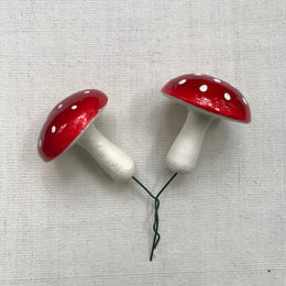 Large 2-Piece Nostalgic Cotton Mushroom Twist-Tie Ornament Set