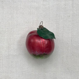 Nostalgic Apple with Leaf Ornament