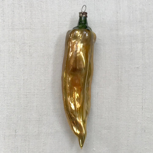 Nostalgic Yellow Paprika Pepper