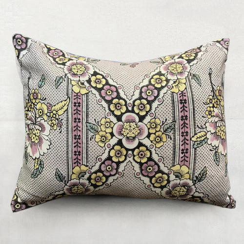 Small Guirlandes de Fleurs Pillow (No. 1B) with Linen Backing